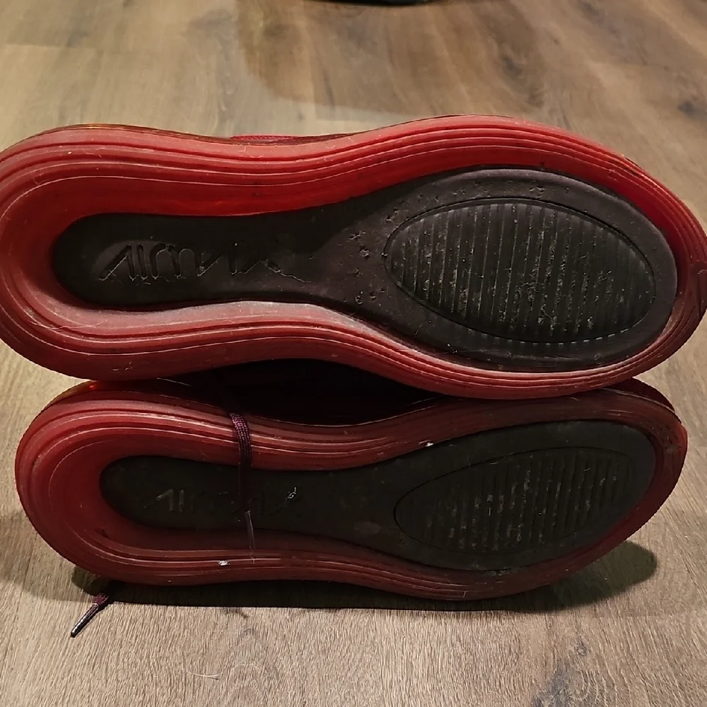 Nike Air Max 720 Red Athletic Shoes Vintage Size 13 Men Tennis Shoe  Retro
